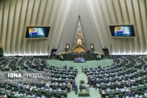 خبر سیاسی : خلاصه مهم‌ترین اخبار مجلس در ۹ اردیبهشت؛پایان بررسی«مالیات بر سوداگری»/ادامه بررسی بودجه ازفردا