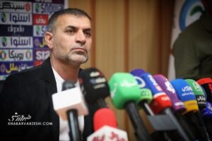 خبر ورزشی : ترک اعتراض به داوری طول می‌کشد/ اگر VAR هم بیاورند این اعتراض‌ها وجود دارد