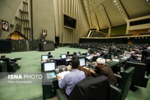 خبر روز : نمایندگان مجلس چگونه در انتصابات و لایحه بودجه به وزرا فشار می آورند؟