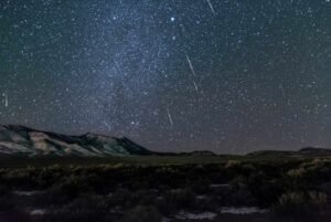 خبر روز : شهاب‌ باران آخر هفته به اوج می‌رسد / برای دیدن این بارش شهابی به تلسکوپ نیاز ندارید