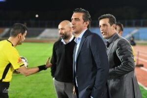 خبر ورزشی : کاپیتان اسبق استقلال هم به فولاد باخت هم پولش پرید!